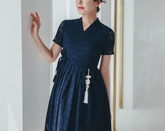 Navy Blumenspitze Kleid | Modernes Hanbok Kleid | koreanisches handgemachtes Kleid | Kurzes, Mini Kleid | Picknick, Festtagskleidung für Frauen | MO.8