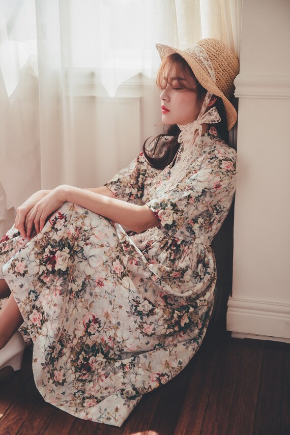 Green & Beige Floral pattern Dress | Modern Hanbok | Bloom Occasion clothing for women | Korean Hanbok Dress | Peach Wrap Skirt | SO.7 Green & Beige Floral pattern Dress | Modern Hanbok | Bloom Occasion clothing for women | Korean Hanbok Dress | Peach Wrap Skirt | SO.7
