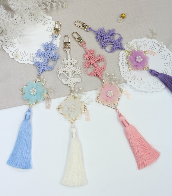 花びらノリゲ | 高品質の韓国伝統花飾りアクセサリー | 花びらノリゲ