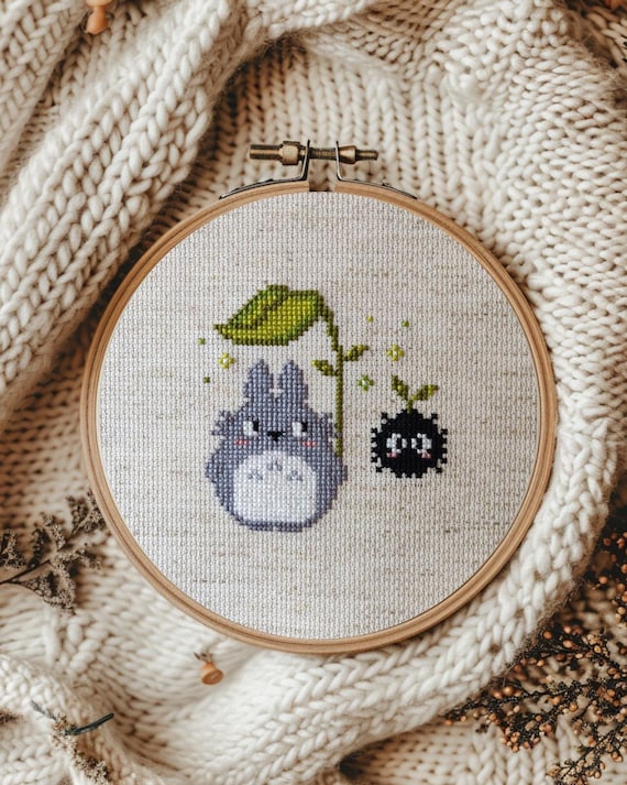 刺繍デザイン、クロスステッチ、魔法の葉の下のトトロ、フォレストコア