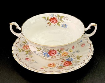 Royal Albert Jubilee Rose Soup Coupe & Saucer, Engeland, meerdere beschikbaar