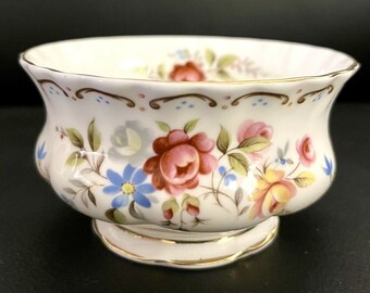 Vintage Royal Albert England Jubilee Rose Large Sugar Bowl Etsy UK