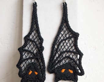 Bat FSL Earrings – Free Standing Lace Machine Embroidery Design