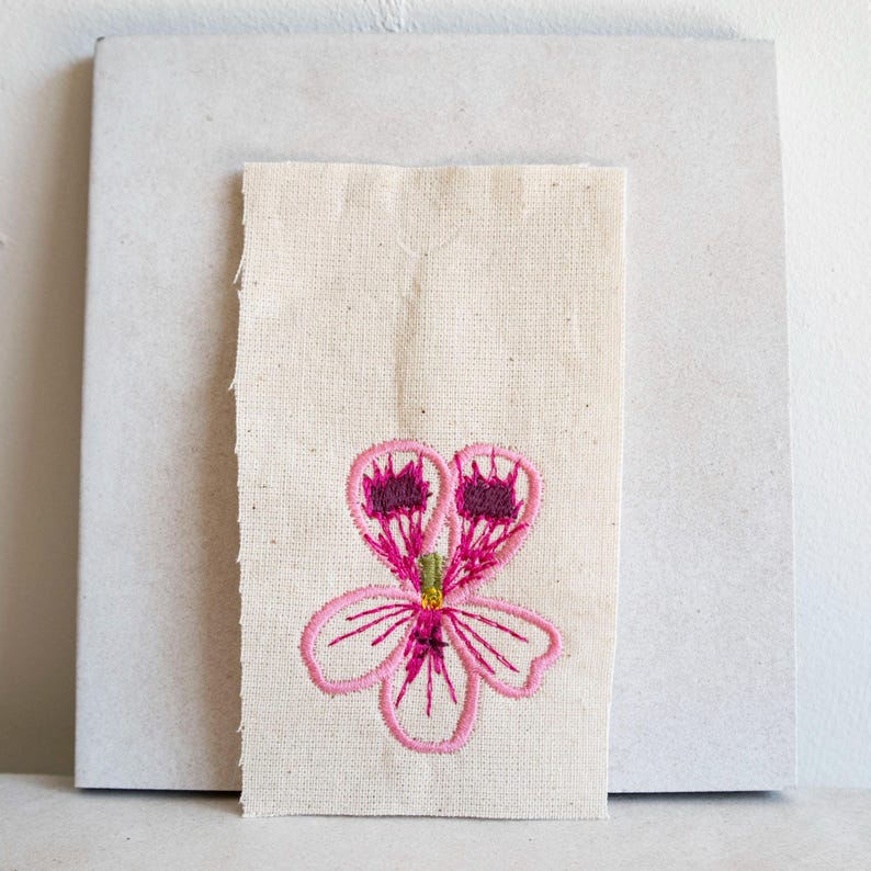 Geranium Machine Embroidery Design - Etsy