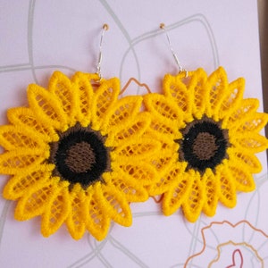 ひまわりのイヤリング FSL 刺繍デザインファイル、花の刺繍デザイン
