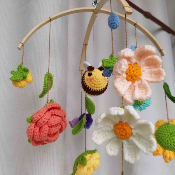 Baby mobile ，Mobile Nursery，Crochet mobile，Flower  mobile，Crochet