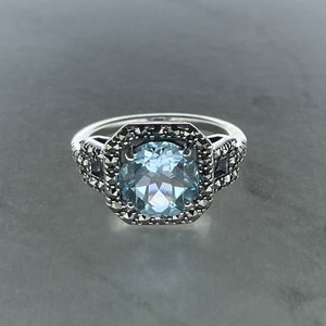 Art deco ring in solid silver - Blue topaz and marcasites - Real stones