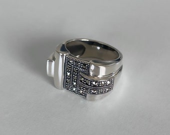 Äkta silverring - 925 silver - prydd med markasit, naturstenar