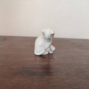 Rosenthal tiny kitty cat porcelain figurine