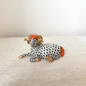 Herend fishnet red black ram porcelain figurine