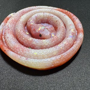 Coiled Snake Räucherstäbchen-Brenner Dekoration handgemachte Schlange alter Duft Hexe Okkulte Halloween Halter Stick Hausgarten spirituell