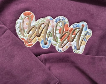 Sudadera con apliques de mamá bordados: Gildan Mama / Momma / Mom personalizada
