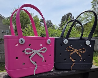 Handmade Wooden Bogg Bag Charm – Coquette Glitter Bow Button Accessory