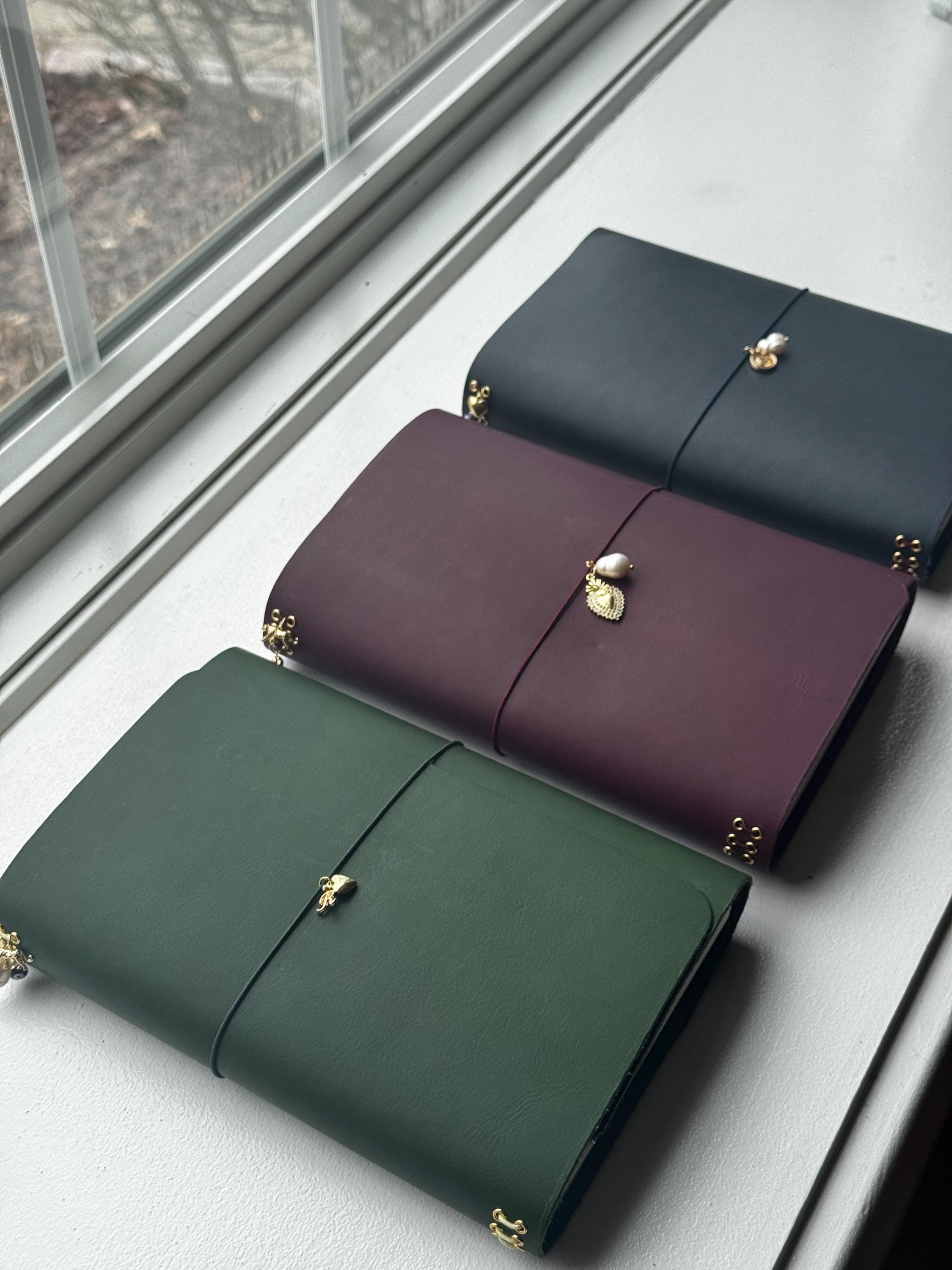 Customizable Vegetable Tanned Leather Trifold Journal (for interchangeable notebooks) ***please read description