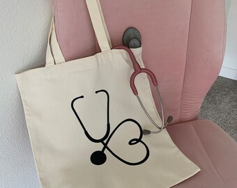 thumbnail interactive-video image 1 of Physician Assistant Student Gift Pack Your Things: The Most Recommended Bags For Physician Assistant Students - All Things PA-C Physicians Assistant 1 of 11