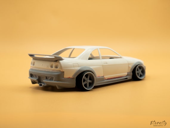 Yahoo!オークション - 1/24 ニッサン スカイライン R33 ワイド