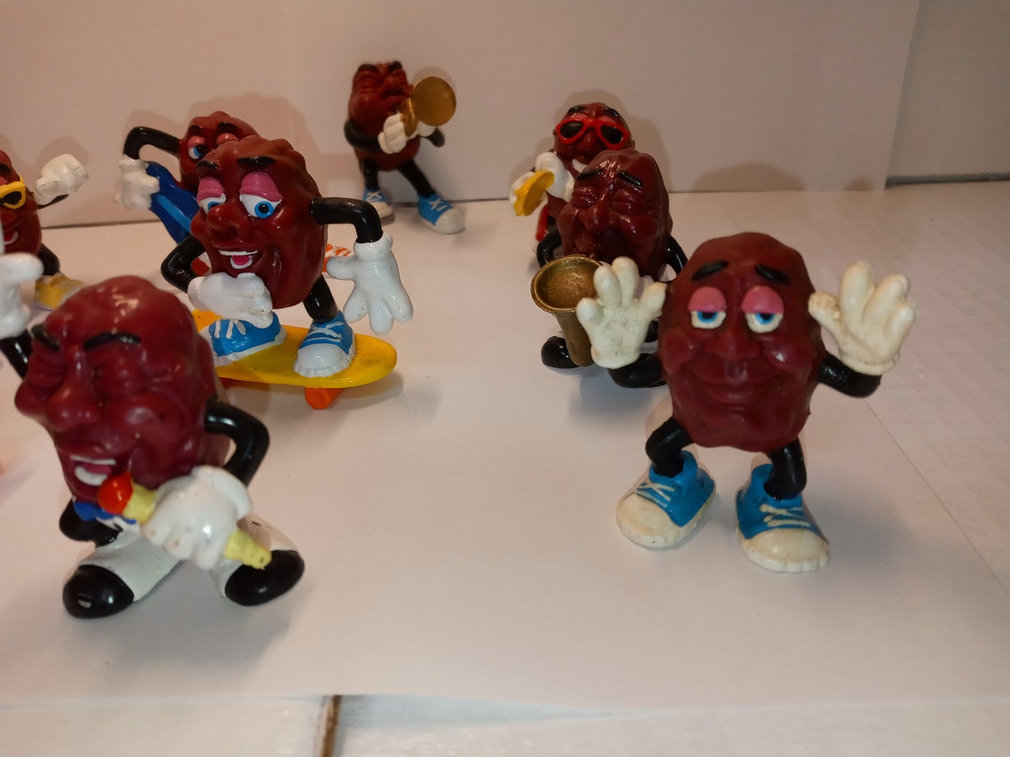 California Raisin Collectible Figurines 1987 set of 9 2 Etsy