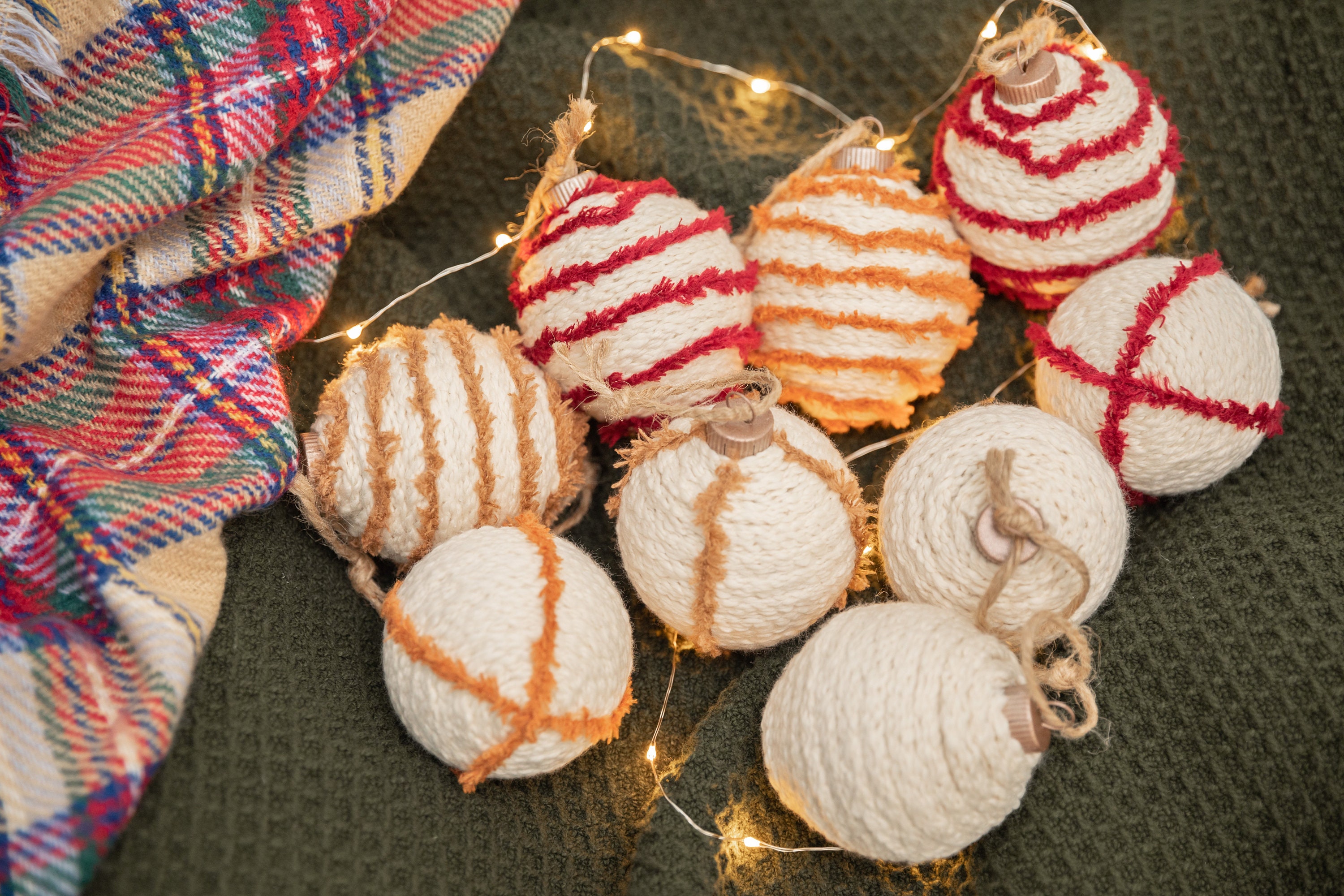 36 Stunning DIY Christmas Tree Decoration Ideas 9 Yarn Wrapped Farmhouse Ornament - Handmade- Christmas Ornament -…
