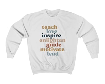 Teach Love Inspire Crewneck Sweatshirt | Lehrer Shirt | Lehrer Geschenk | Süßes Lehrer Shirt | Geschenk für Lehrer