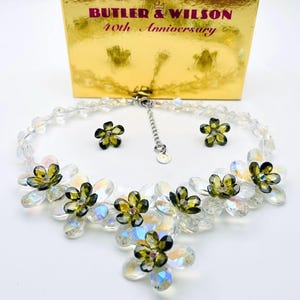 Ladies Vintage 40Th Anniversary Butler  Wilson Signed Green Ab Crystal Necklace & Earrings Set Boxed Unused