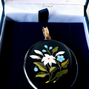 reduced by 50%Large Victorian Pietra Dura Mourning Pendant/ Locket 18TH Century 10k gold vgc
