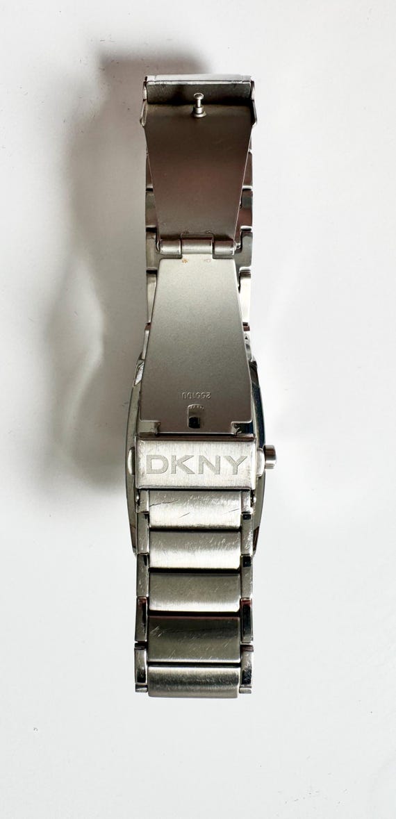 Men’s DKNY watch NY-3101 vintage , un worn gift l… - image 7