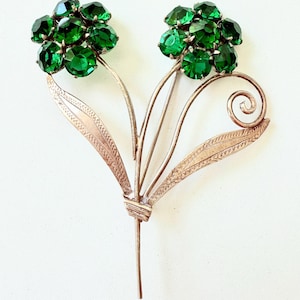 Vintage Floral Brooch emerald Green Rhinestone Sterling Silver with Bar Pin Clasp 1950&#39;s VGC