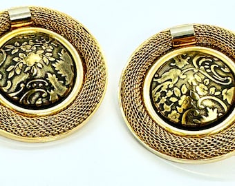 Vintage gold-plated ladies Langani mesh detail round clip on earrings pre owned