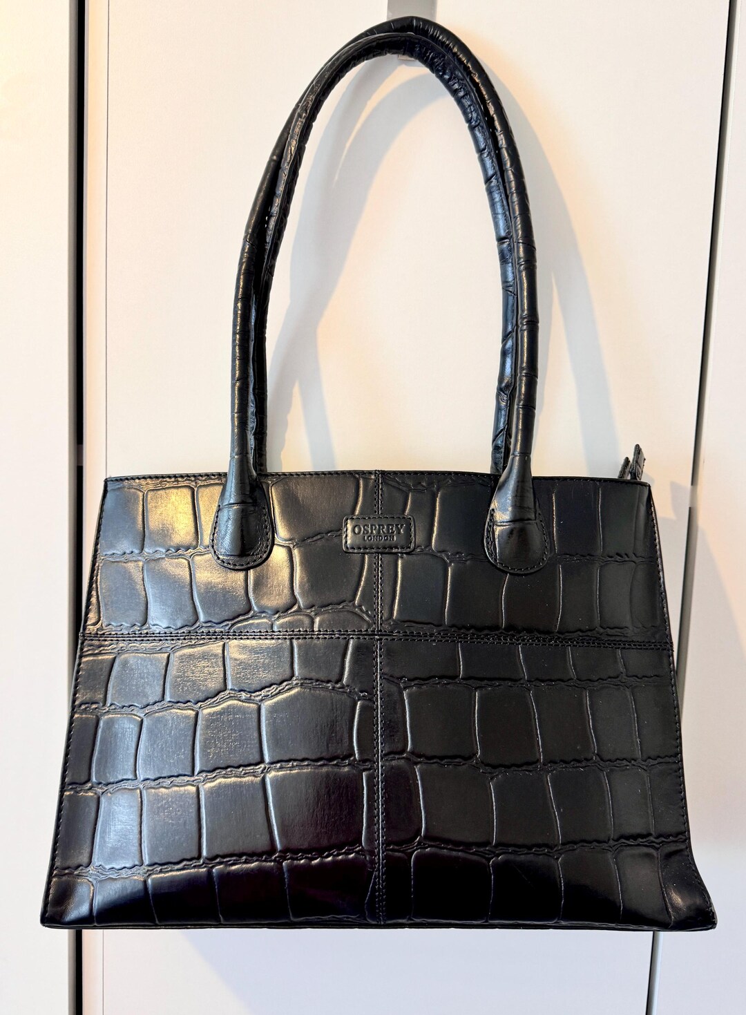 Osprey black leather bag sale