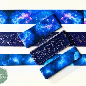 Washi-voorbeeldkaart | Sterren en heelal | Kosmos | blauw | paars | sterrenbeelden | goudfolie-elementen | Astrologie | spirituele wassing