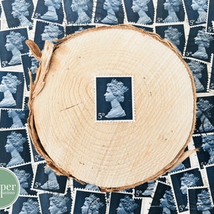 pacco di francobolli postali / blu / 5D Queen Elizabeth Gran Bretagna / 1968 / francobolli postali d'epoca annullati britannici / Regno Unito / effimeri