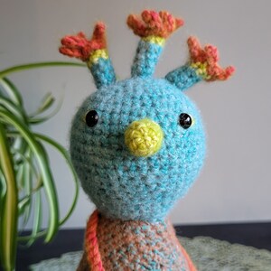 Trots-op-jou pauw gehaakt geefbeestje / origineel handgemaakt cadeau / met cadeauzakje voor wat geld, een cadeaukaart of een briefje
