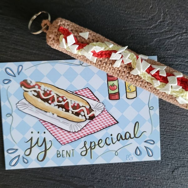 Frikandel speciaal met bijpassende kaart / gehaakt voor een speciaal iemand! / persoonlijk / cadeautje / snack / specialiteit