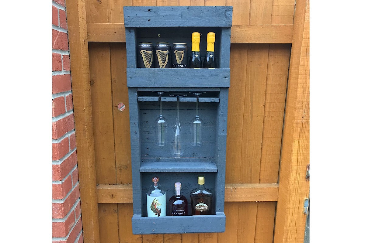 Wall mounted Rustic pallet bar / Garden bar customisable Etsy