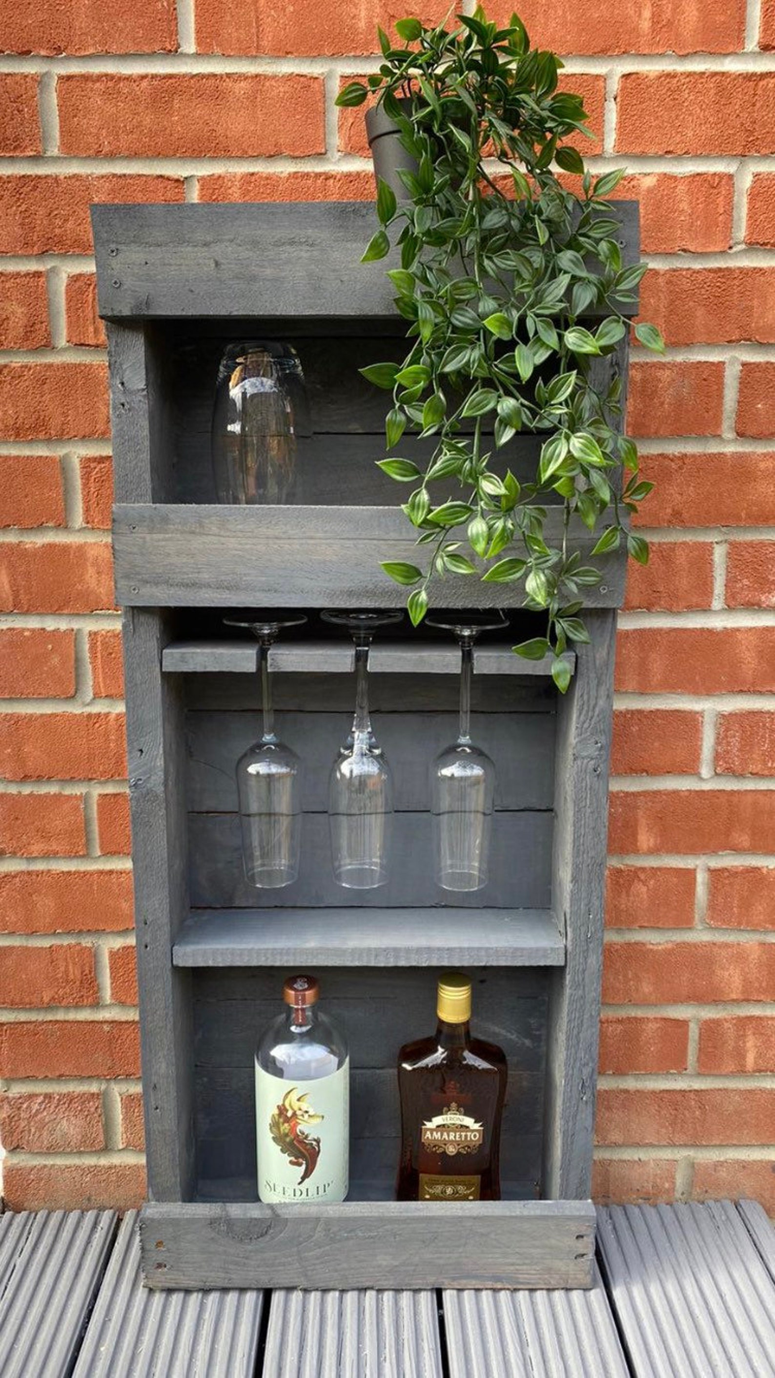 Wall mounted Rustic pallet bar / Garden bar customisable Etsy