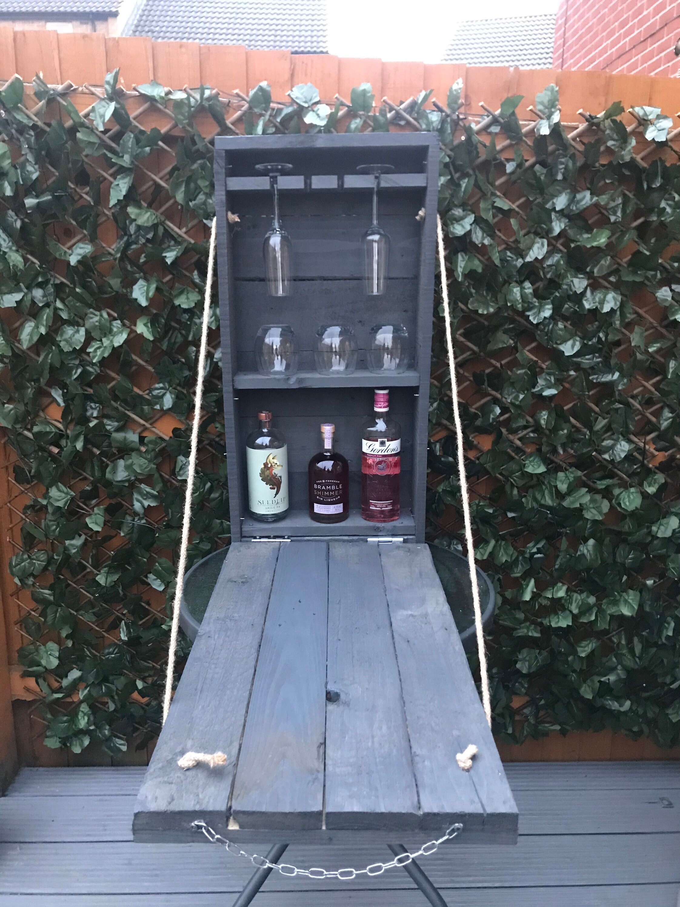 Pared mountable drop down garden bar. Rústico bar jardín Etsy