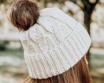 Patrón de tejido de gorro de cable clásico, patrón de tejido de gorro de invierno sencillo, patrón de tejido fácil en PDF, patrón de gorro de punto cómodo y fácil