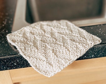 Easy Floral Dishcloth Knitting Pattern for Beginners, Farmhouse Knit Dishcloth, Simple Washcloth Knit Pattern, Minimalist Knit Dishcloth
