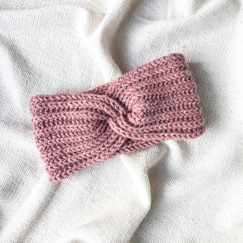 Simple Minimalist Headband Knitting Pattern, Beginner Knit Twist Headband, Winter Knit Ear Warmer, Worsted Beginner Headband Pattern image 1
