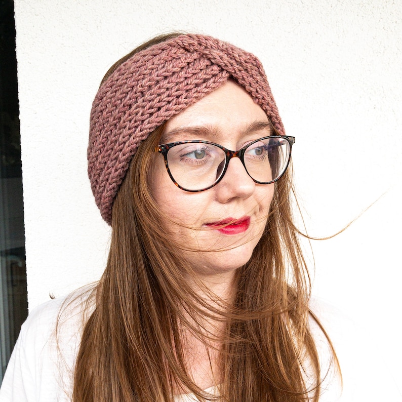 Simple Minimalist Headband Knitting Pattern, Beginner Knit Twist Headband, Winter Knit Ear Warmer, Worsted Beginner Headband Pattern image 2