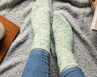 Lace Socks Knitting Pattern, Ankle Socks Knitting Pattern, Women Socks Knit Pattern, Lace Knit Socks Pattern, Simple Knit Wool Socks