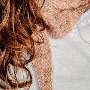 Beginner Triangle Scarf Knitting Pattern, Simple Small Knit Shawl, Bandana Scarf Easy Knit Pattern, Knit Kerchief Pattern, Beginner Scarf