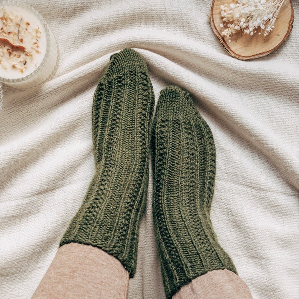 Beginner Socks Knit Pattern, Cozy Boot Socks Knitting Pattern, Easy Knit Socks Pattern, Beginner Socks Knitting Pattern
