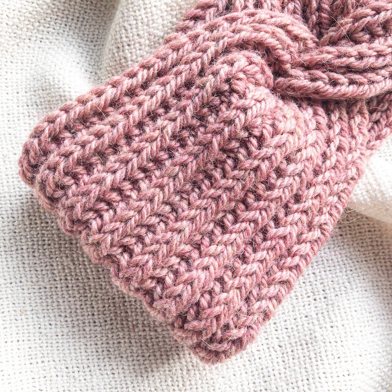 Simple Minimalist Headband Knitting Pattern, Beginner Knit Twist Headband, Winter Knit Ear Warmer, Worsted Beginner Headband Pattern image 4