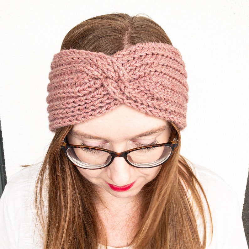 Simple Minimalist Headband Knitting Pattern, Beginner Knit Twist Headband, Winter Knit Ear Warmer, Worsted Beginner Headband Pattern image 3
