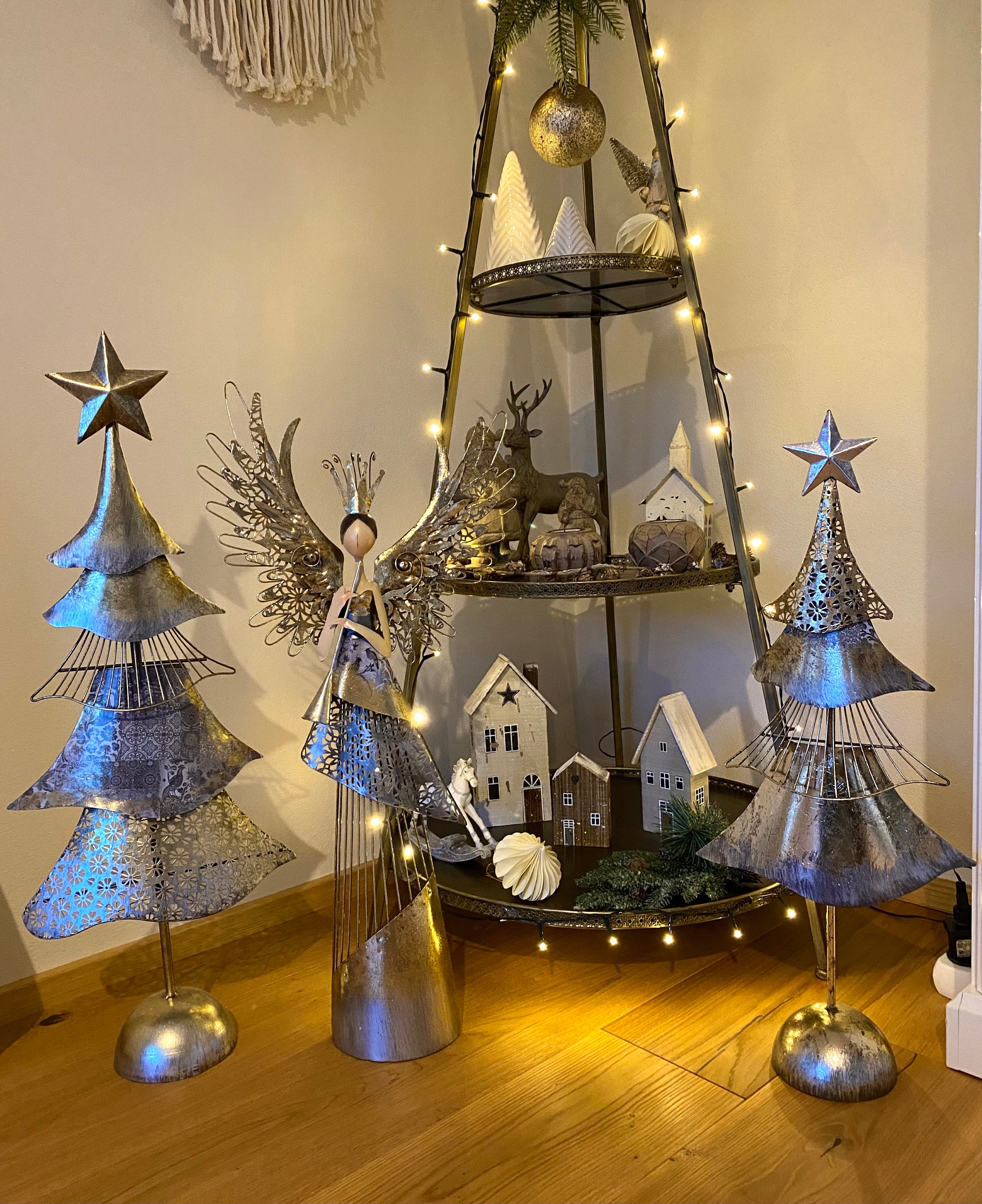 Weihnachtsbaum metall
