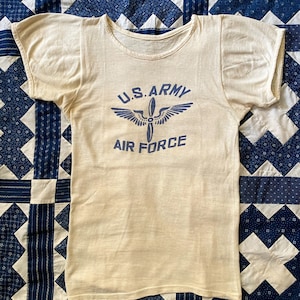 Vintage 1940s 1950s US Army Air Force WWII military t shirt