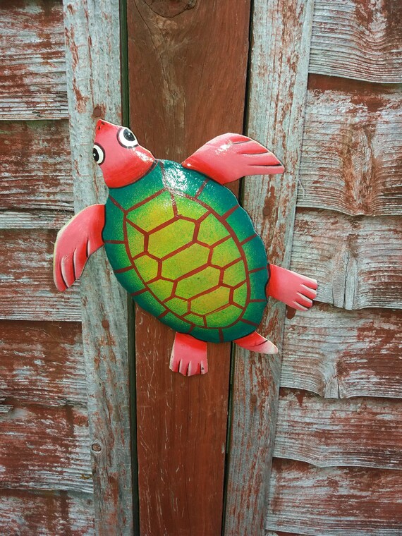 赤緑の金属製ドラム缶 製品一覧｜日鉄ドラム株式会社