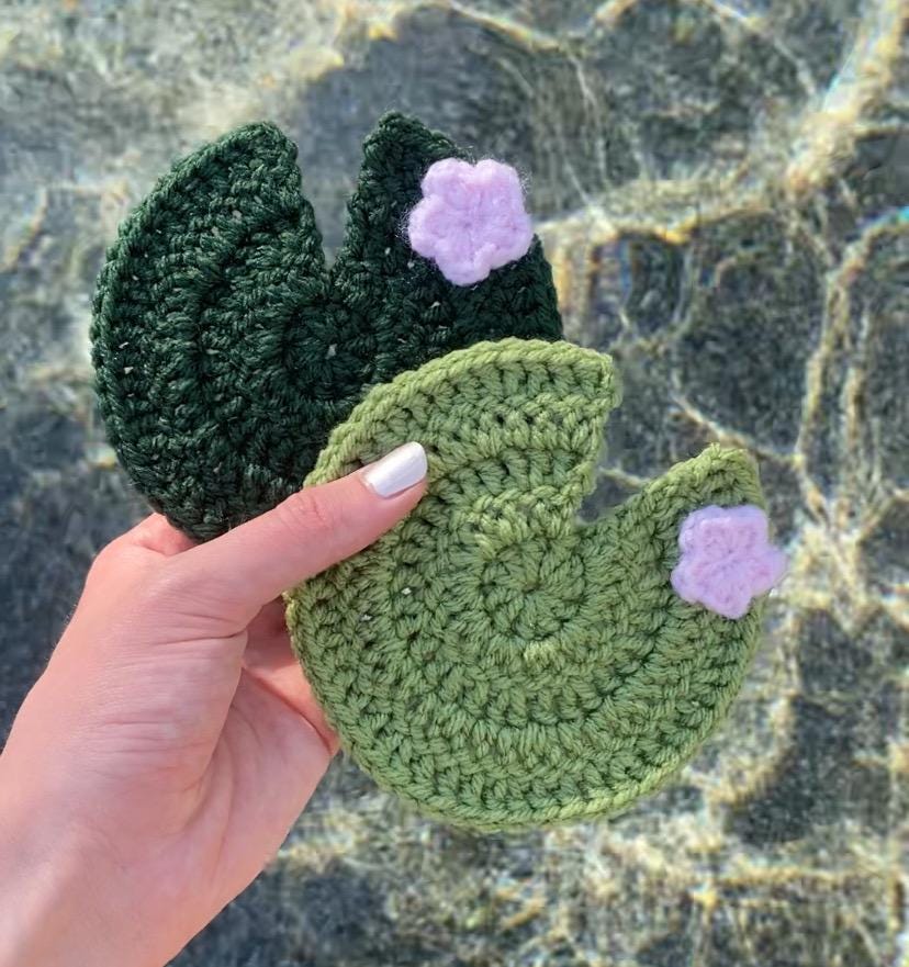 Crochet lily pad coaster set- handmade