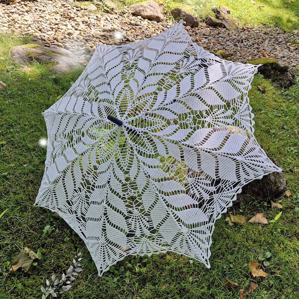 Vintage lace style umbrella - lace parasol